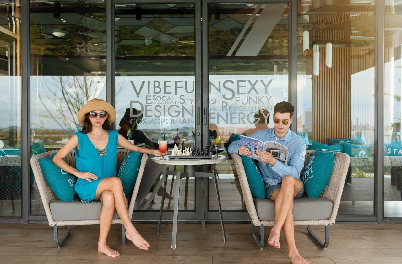Cross Vibe Pattaya Seaphere Na Chom Thian Εξωτερικό φωτογραφία